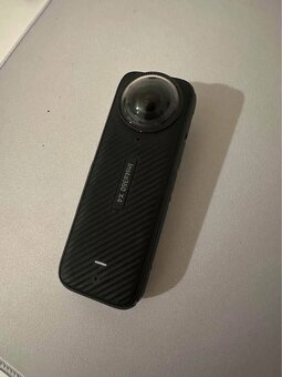 Insta360 X4 s příslušenstvím - 4