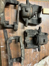 Brzdový třmen renault megane - 4