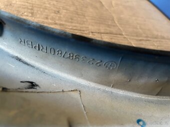 Bmw e30 mtechnic 2 - 4