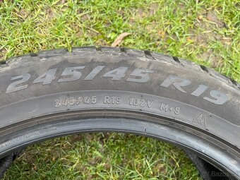 Pirelli 245/45R19 zimní - 4