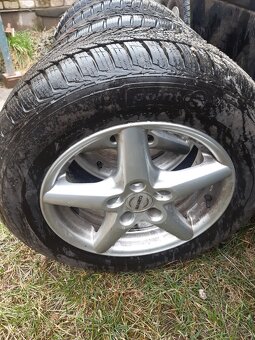 Kola Nissan primera - 4