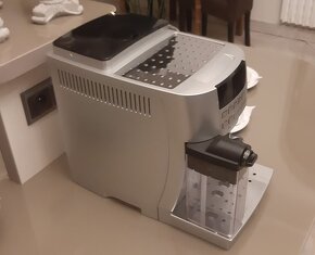 Kávovar DeLonghi ECAM 22.360 - 4