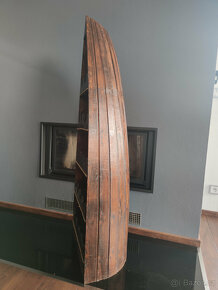 dřevěná loď - originální stojan na lahve vína - 4