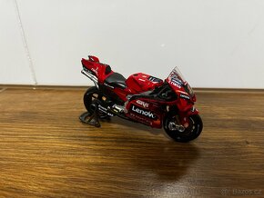 MotoGP Ducati Lenovo Team 2023, 1:18, No. 1 Bagnaia - 4