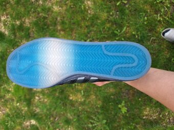 Adidas - 4