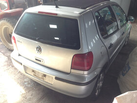 VW Polo 1,4i 44kW 2001 - na díly - 4