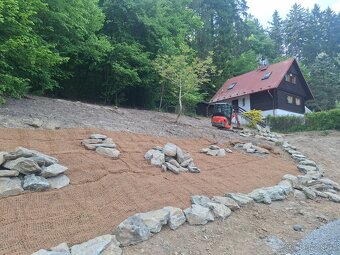 Terenní úpravy-zahradnické služby. - 4