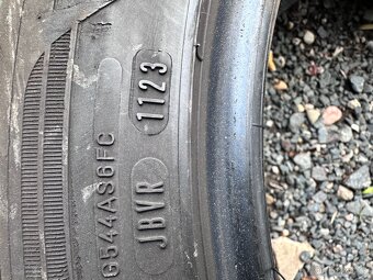 Letní pneu 245 / 45 R18 Good Year - 4