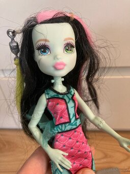 Mattel panenka Monster High Frankie Stein - 4