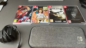 Nintendo Switch lite + hry - 4