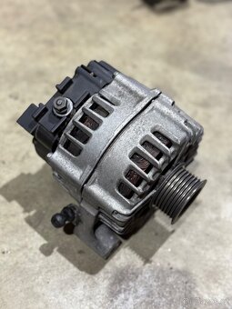 Alternátor BMW F10 f11 525d 3.0d - 4