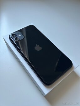 Predám iPhone 11, Black, 128GB - len osobný odber Brno - 4