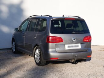 Volkswagen Touran 2.0TDi , 103 kW nafta, 2010 - 4