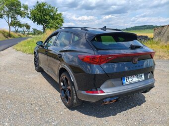 Cupra Formentor VZ 180kw e-hybrid,panorama,LED,DCC,360°kamer - 4