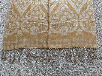 Velký dámský šátek se vzorem - akryl - 4