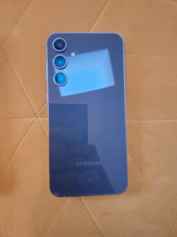 Samsung Galaxy S23 FE 8GB/256GB Černa - 4