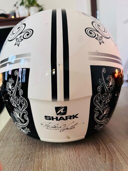 Dámská helma na skútr nebo motorku - 4