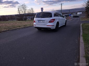 Mercedes Benz R350 - 4
