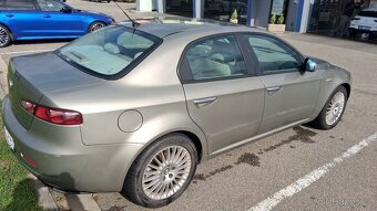 Alfa romeo 159 - 4