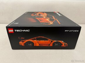 LEGO 42056 Porsche 911 GT3 RS - 4