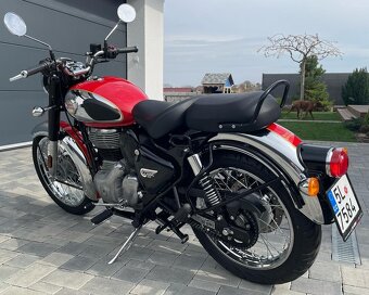 Royal Enfield Classic 350 Chrome Red - 4