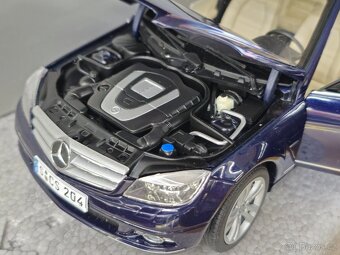 Mercedes Benz C 1:18 Autoart - 4