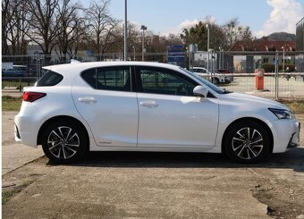 Lexus CT 200h - 4