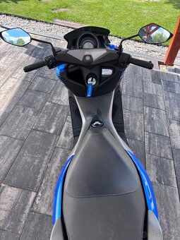 Yamaha NMAX 125 (2019) – 8000 km – 1. majitel, ČR - 4