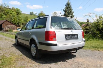 Volkswagen Passat 1,8 20V 92KW, DIGI-KLIMA,Tažné zařízení - 4