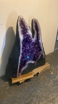 💎 GIGANTICKÁ AMETYSTOVÁ GEODA – 392 KG KRYSTALICKÉ NÁDHERY 💎 - 4