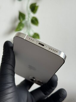 iPhone 12 Pro 256GB stříbrný - 100% baterie - 4