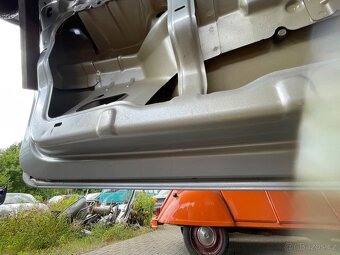 Vw Golf 4 , Bora combi zadní víko bez koroze - 4