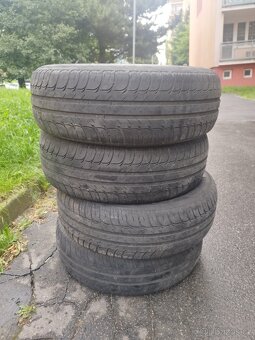 Prodám pneu letní r15 - 4