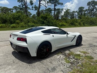 Chevrolet Corvette C7 Z51 3LT - 4