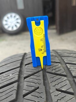 original Seat disky, zimní pneu 205/55 R16 - 4