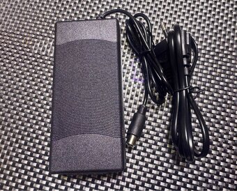 Nabíječka koloběžka Xiaomi/Ninebot 42v 2000mA - 4