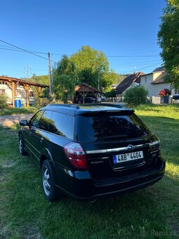 SUBARU OUTBACK 2.0D 110 kW 2009 - 4