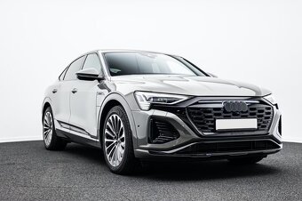 Audi Q8 E-tron - 4