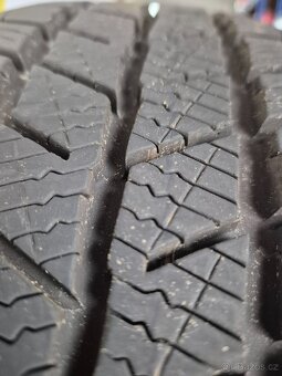 Zimni pneu 195/55 R15H 4x Barum Polaris 5 - 4