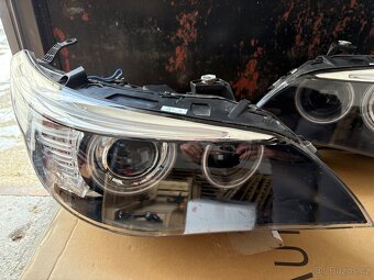 Přední světla BMW E60/E61 D2S CCFL - 4