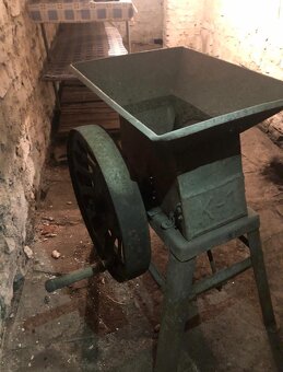 Řezačka na trávu - 4