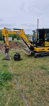 JCB 35 z-1 - 4