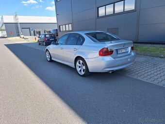 Bmw e90 320d - 4