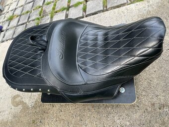 Indian Roadmaster kožené sedlo vyhřívané - 4