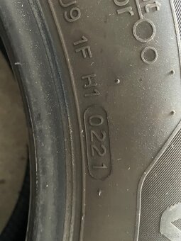 Hankook 215/60/16 - 4
