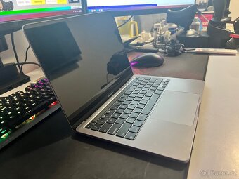 Apple MacBook Pro 2020 M1 | 13.3" - 4