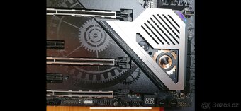 ASRock X570 Taichi - 4