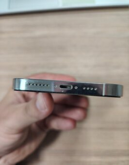 Iphone 14 pro max - 4