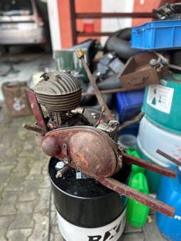 Jawa 250 Speciál přírubová - kompletní motor s převodovkou - 4