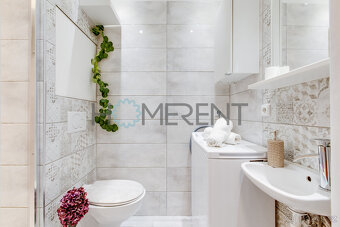 Světlý byt 2+1 přímo u metra Petřiny – skvělá adresa na Praz - 4